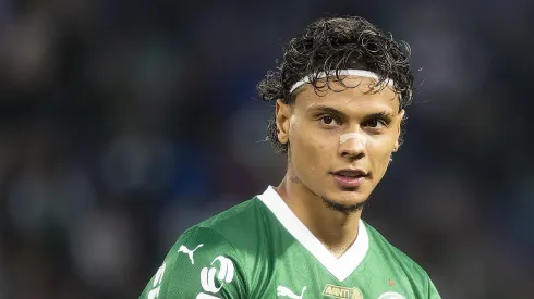 Richard Rios jogador do Palmeiras durante partida contra o Sao Paulo no estadio Arena Barueri pelo campeonato Brasileiro A 2025.