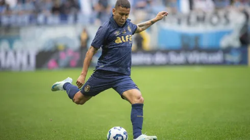 Marcos Rocha em Grêmio x Vitória pelo Brasileirão 2025. Foto: Maxi Franzoi/AGIF