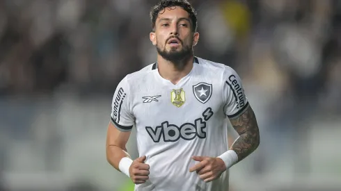 Alex Telles, jogador do Botafogo
