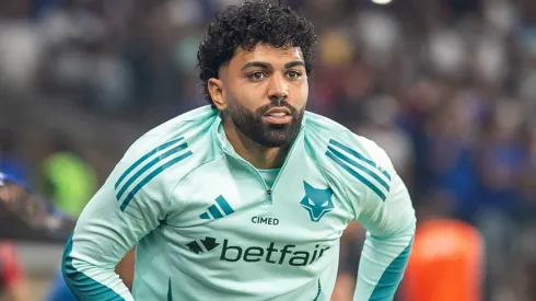 Gabigol jogador do Cruzeiro durante partida contra o Flamengo no estadio Mineirao pelo campeonato Brasileiro A 2025.
