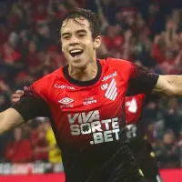 Athletico-PR segue sem conseguir renovar com Dudu e vê Cruzeiro aguardar prazo para abrir conversas com o meia