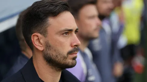 RIO DE JANEIRO, BRAZIL – SEPTEMBER 28: Head coach of Botafogo Davide Ancelotti looks on prior to the match between Fluminense and Botafogo as part of Brasileirao 2025 at Maracana Stadium on September 28, 2025 in Rio de Janeiro, Brazil. (Photo by Wagner Meier/Getty Images)