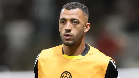 Vitor Hugo durante confronto contra o Bolívar na Sul-Americana 2025.