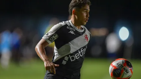 RJ – RIO DE JANEIRO – 16/01/2025 – CARIOCA 2025, VASCO X BANGU – Paulo Ricardo jogador do Vasco durante partida contra o Bangu no estadio Sao Januario pelo campeonato Carioca 2025. Foto: Thiago Ribeiro/AGIF