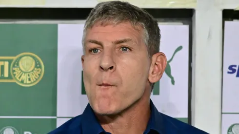 SP – SAO PAULO – 20/09/2025 – BRASILEIRO A 2025, PALMEIRAS X FORTALEZA – Martin Palermo tecnico do Fortaleza durante partida contra o Palmeiras no estadio Arena Allianz Parque pelo campeonato Brasileiro A 2025. Foto: Jota Erre/AGIF