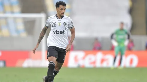 Gabriel deve ganhar uma chance na zaga em Botafogo x Flamengo. Foto: AGIF