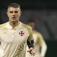 Fernando Diniz justifica Vegetti no banco, mas destaca situação do atacante no Vasco: “Muito importante”