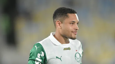 Vitor Roque jogador do Palmeiras durante partida contra o Fluminense no estadio Maracana pelo campeonato Brasileiro A 2025.