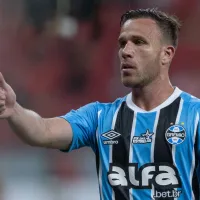 Com inteligência tática, Arthur equilibra defesa e ataque e se destaca em Grêmio x São Paulo