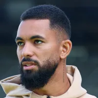 Torcida do Vasco pressiona clube por contratação de Douglas Luiz para 2026