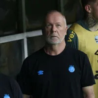 Torcida do Grêmio explode contra Mano Menezes após derrota para o Bahia no Brasileirão