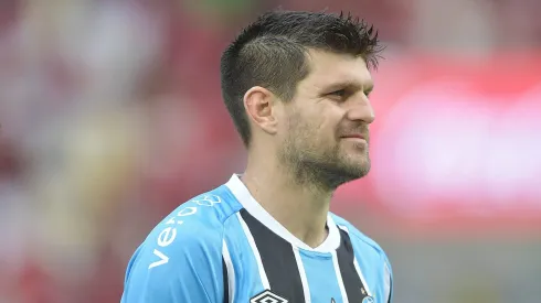 Kannemann jogador do Gremio durante partida contra o Flamengo no estadio Maracana pelo campeonato Brasileiro A 2025. Foto: Thiago Ribeiro/AGIF
