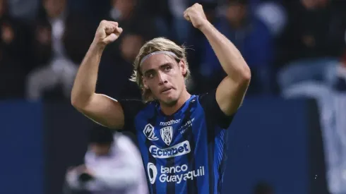 Claudio Spinelli durante confronto contra o River Plate na Libertadores de 2025.