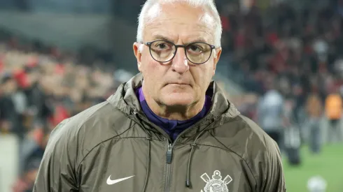 Dorival durante confronto contra o Athletico-PR na Copa do Brasil de 2025.