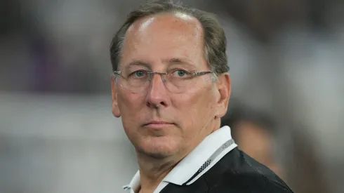 John Textor se antecipa e inicia planejamento do Botafogo para 2026