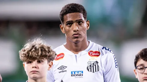 Brasileiro – Chapecoense x Santos – Arena Condá (16/10/24) – Fotos: Raul Baretta/ Santos FC.