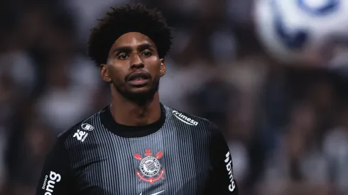Hugo Souza goleiro do Corinthians durante partida contra o Mirassol no estadio Arena Corinthians pelo campeonato Brasileiro A 2025. Foto: Ettore Chiereguini/AGIF