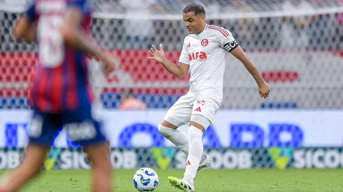 Gabriel Mercado jogador do Internacional durante partida contra o Bahia no estadio Arena Fonte Nova pelo campeonato Brasileiro A 2025. Foto: Jhony Pinho/AGIF