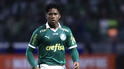 SP – SAO PAULO – 30/05/2024 – COPA LIBERTADORES 2024, PALMEIRAS X SAN LORENZO – Endrick jogador do Palmeiras durante partida contra o San Lorenzo no estadio Arena Allianz Parque pelo campeonato Copa Libertadores 2024. Foto: Marcello Zambrana/AGIF