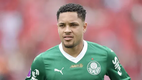 Vitor Roque virou assunto após LDU x Palmeiras pela Libertadores.