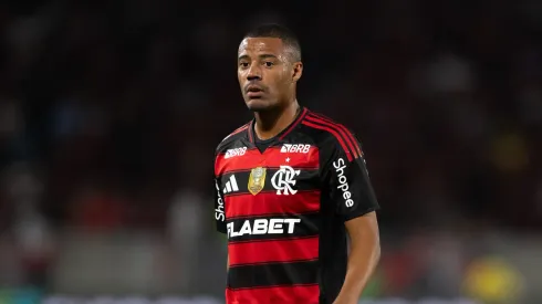 De La Cruz jogador do Flamengo durante partida contra o Sao Paulo no estadio Maracana pelo campeonato Brasileiro A 2025. Foto: Jorge Rodrigues/AGIF
