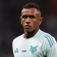 Marquinhos sofre grave lesão no joelho e só voltará a jogar pelo Cruzeiro em 2026; entenda