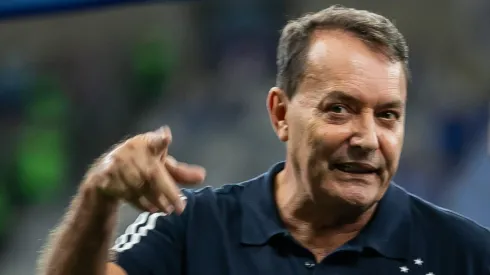 MG – BELO HORIZONTE – 18/05/2025 – BRASILEIRO A 2025, CRUZEIRO X ATLETICO-MG – Pedro Lourenco Dirigente do Cruzeiro durante partida contra o Atletico-MG no estadio Mineirao pelo campeonato Brasileiro A 2025. Foto: Fernando Moreno/AGIF