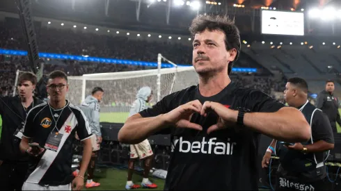 Fernando Diniz tecnico do Vasco durante partida contra o Fluminense no estadio Maracana pelo campeonato Brasileiro A 2025. Foto: Jorge Rodrigues/AGIF