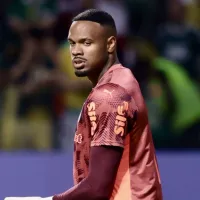 Carlos Miguel recebe elogios de Cássio após grande atuação em Palmeiras x Cruzeiro: “melhor jogador em campo”