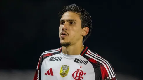 Pedro jogador do Flamengo lamenta durante partida contra o Bragantino no estadio Cicero De Souza Marques pelo campeonato Brasileiro A 2025. Foto: Joisel Amaral/AGIF