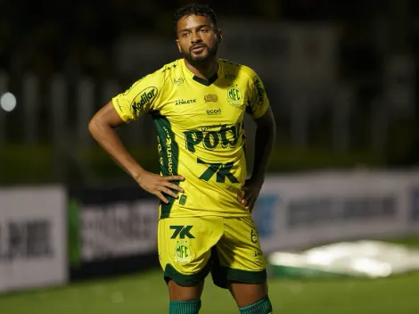 Reinaldo toma terceiro amarelo e desfalca o Mirassol contra o Botafogo