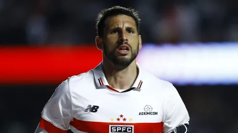 Calleri jogador do Sao Paulo comemora seu gol durante partida contra o Goias no estadio Morumbi pelo campeonato Copa Do Brasil 2024. Foto: Marco Miatelo/AGIF