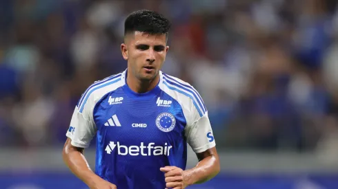 Gamarra jogador do Cruzeiro durante partida contra o Mirassol no estádio Mineirão pelo campeonato Brasileiro A 2025. Foto: Gilson Lobo/AGIF