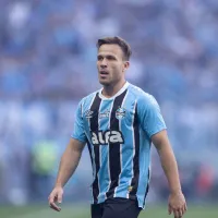 Arthur assume desejo de ficar no Grêmio, mas admite que decisão final não depende dele