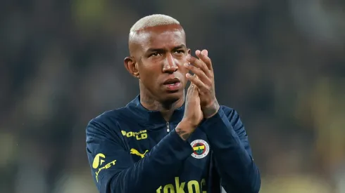 ISTANBUL, TURKEY – APRIL 2: Anderson Talisca of Fenerbahce shows appreciation to the fans prior to the Turkish Super League match between Fenerbahce and Galatasaray at Ulker Sukru Saracoglu Stadium on April 2, 2025 in Istanbul, Turkey. (Photo by Ahmad Mora/Getty Images)