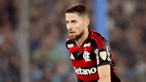 Jorginho em campo pelo Rubro-Negro. Foto: Adriano Fontes/Flamengo