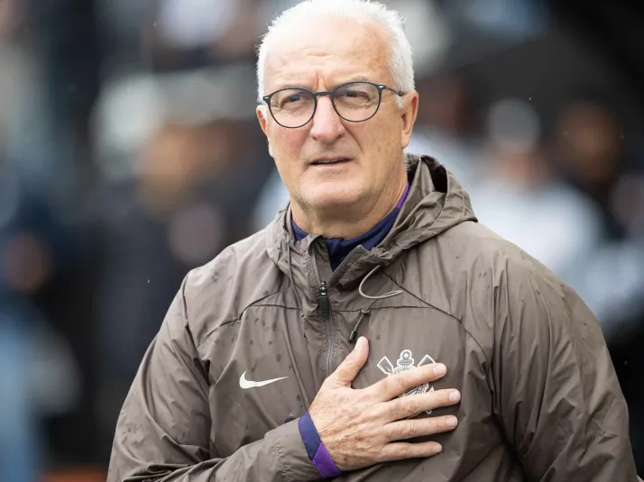 Corinthians vence o Grêmio, mas Dorival Júnior gera debates