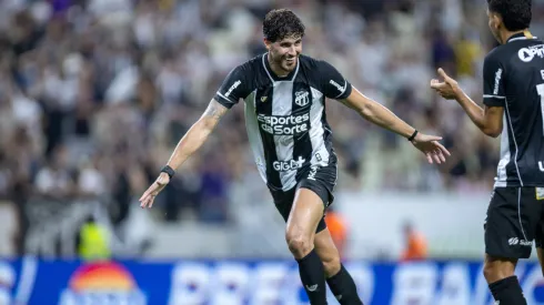 Pedro Raul em Ceará x Fluminense pelo Brasileirão 2025. Foto: Baggio Rodrigues/AGIF