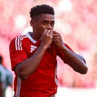 Dirigente do Internacional se ‘esquiva’ sobre Victor Gabriel e prega foco na reta final: “Momento oportuno”