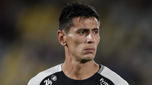 Corinthians quer renovar contrato de Angileri