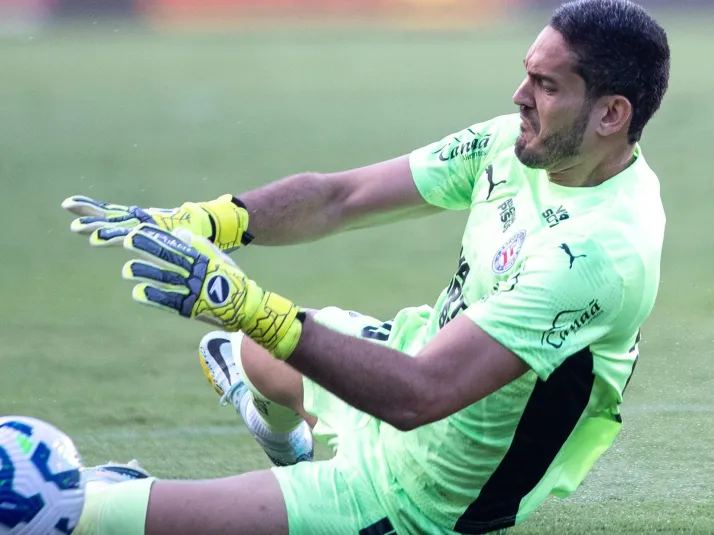 Ceni exalta defesa de Ronaldo no Bahia contra o Bragantino: "Eu não pegava"