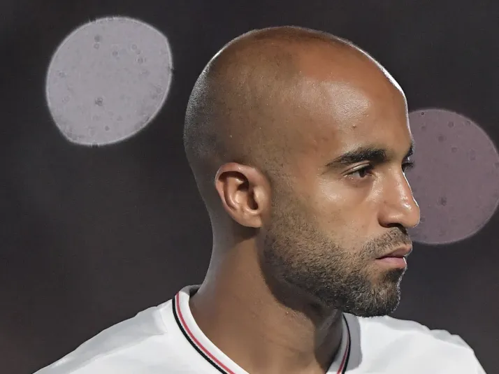 Lucas Moura projeta duelo entre São Paulo x Flamengo e manda recado