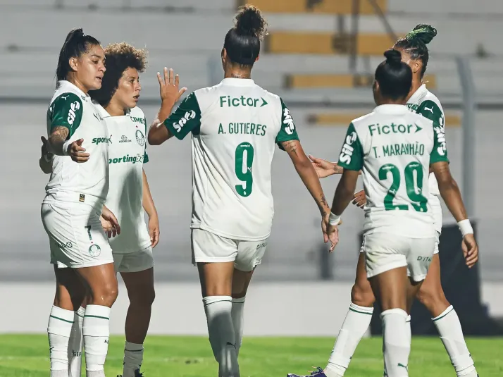 Palmeiras goleia o São Paulo por 4 a 0 na Copa do Brasil Feminina