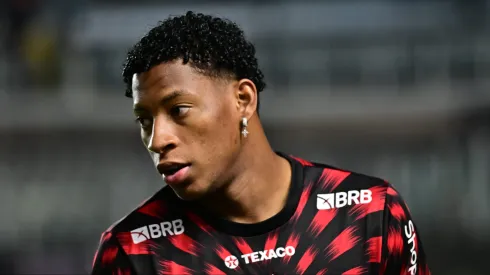 Gonzalo Plata vive momento conturbado no Flamengo.