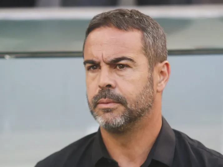 Artur Jorge abre o jogo sobre o Botafogo e não descarta voltar ao Brasil