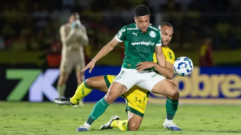 Vitor Roque em Mirassol x Palmeiras pelo Brasileirão 2025. Foto: Joisel Amaral/AGIF