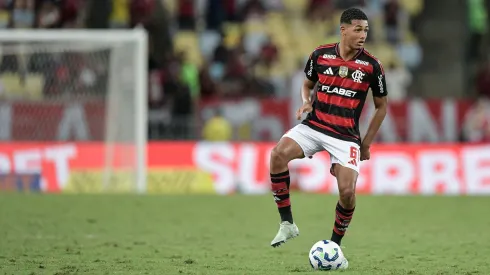 João Victor deve ganhar chance em Sport x Flamengo. Foto: Thiago Ribeiro/AGIF