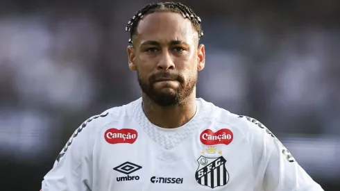 Neymar durante partida pelo Santos.