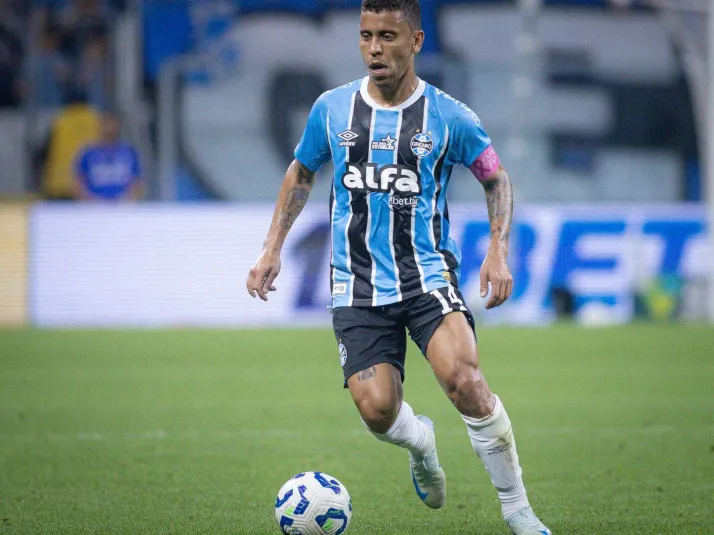 Grêmio ganha reforço de Marcos Rocha para encarar o Vasco