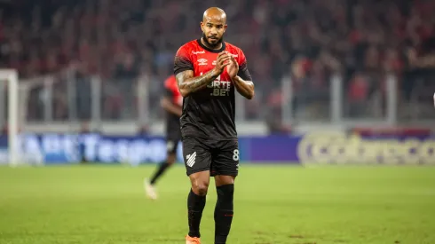 Patrick deverá ser titular do Athletico-PR contra a Ferroviária